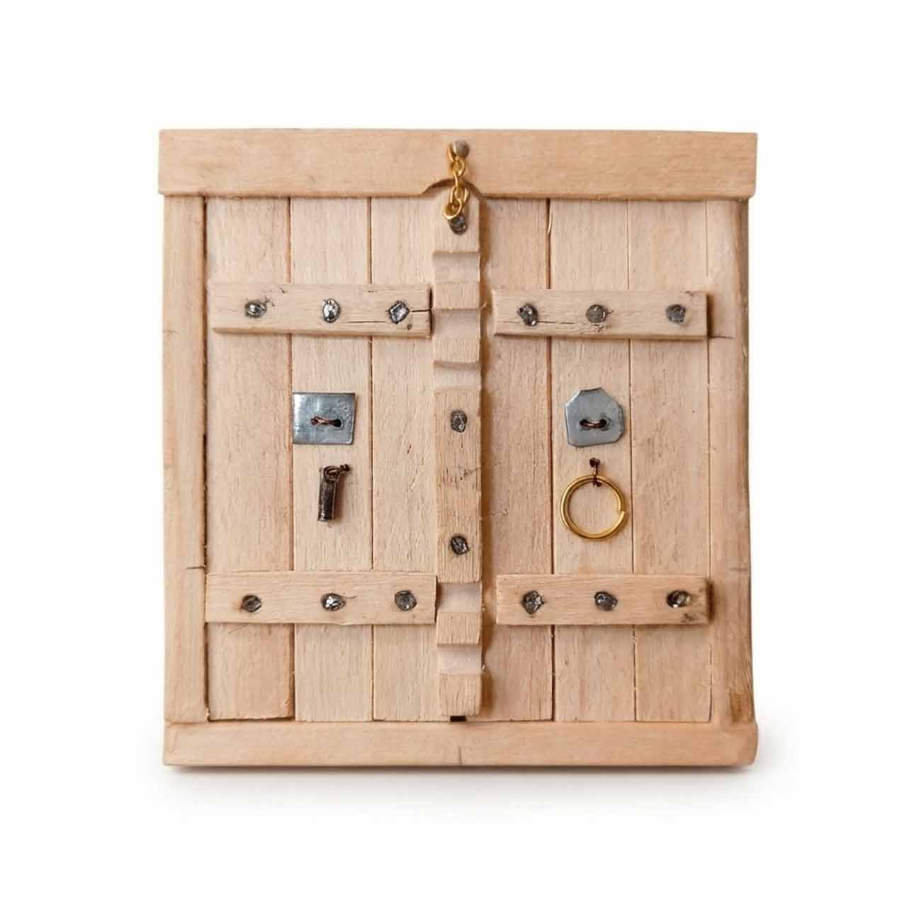 adib-maket-miniature-wooden-door-traditional-model-with-metal-hardware درب مینیاتوری چوبی ادیب ماکت مدل سنتی با یراقآلات فلزی